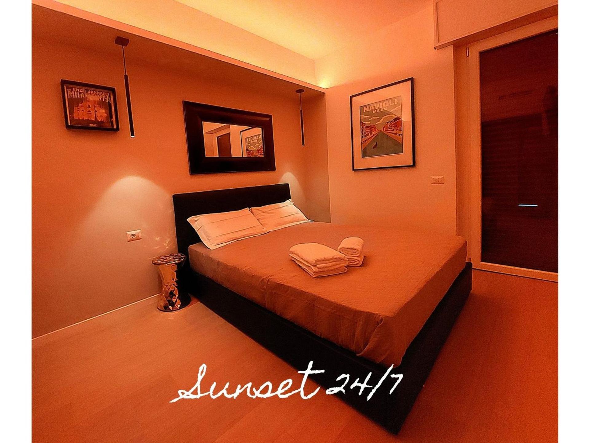 Navigli-San Babila New Studio Attico Balcone Aria มิลาน ภายนอก รูปภาพ